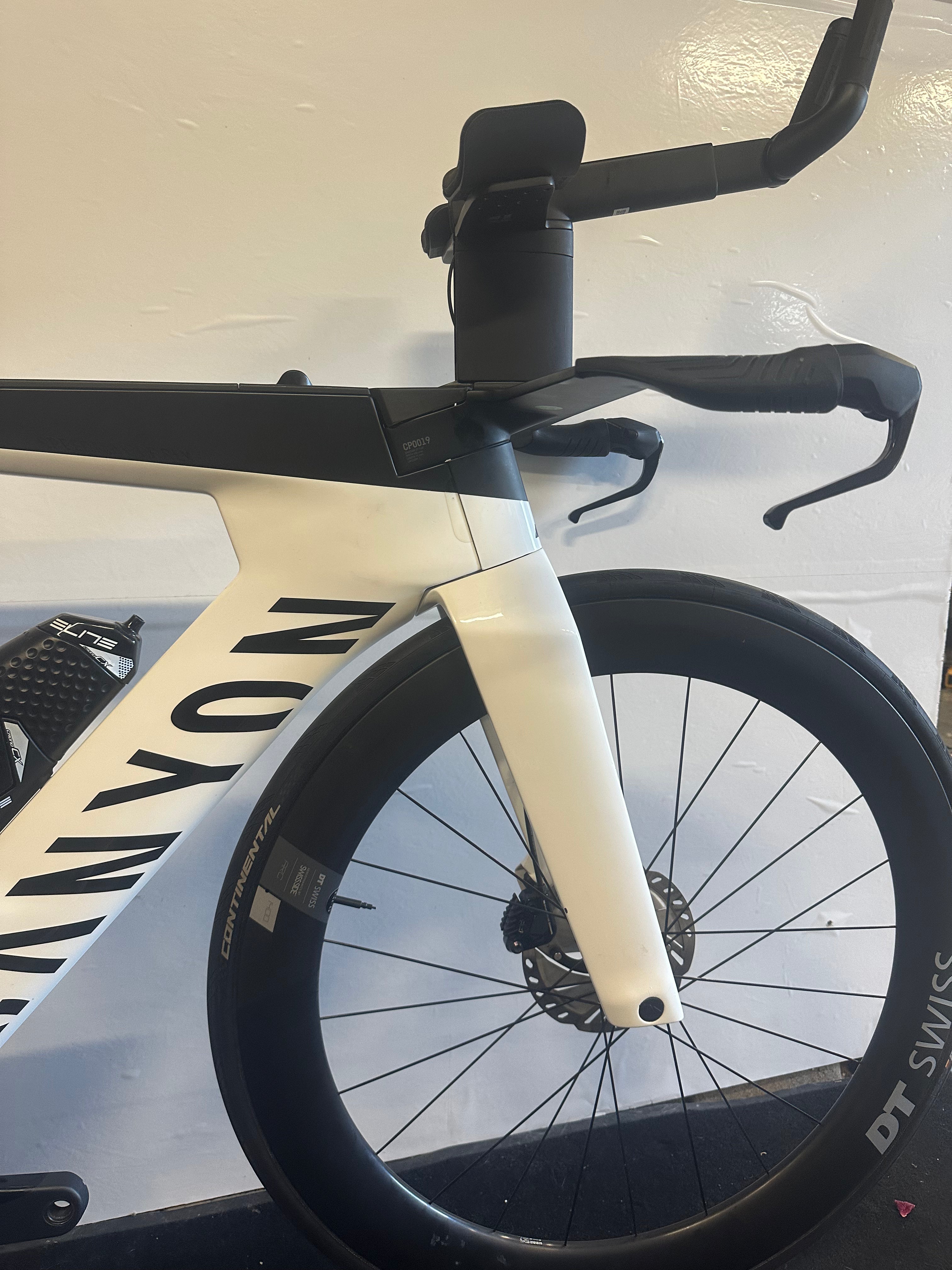Canyon Speedmax CF SLX8 Di2